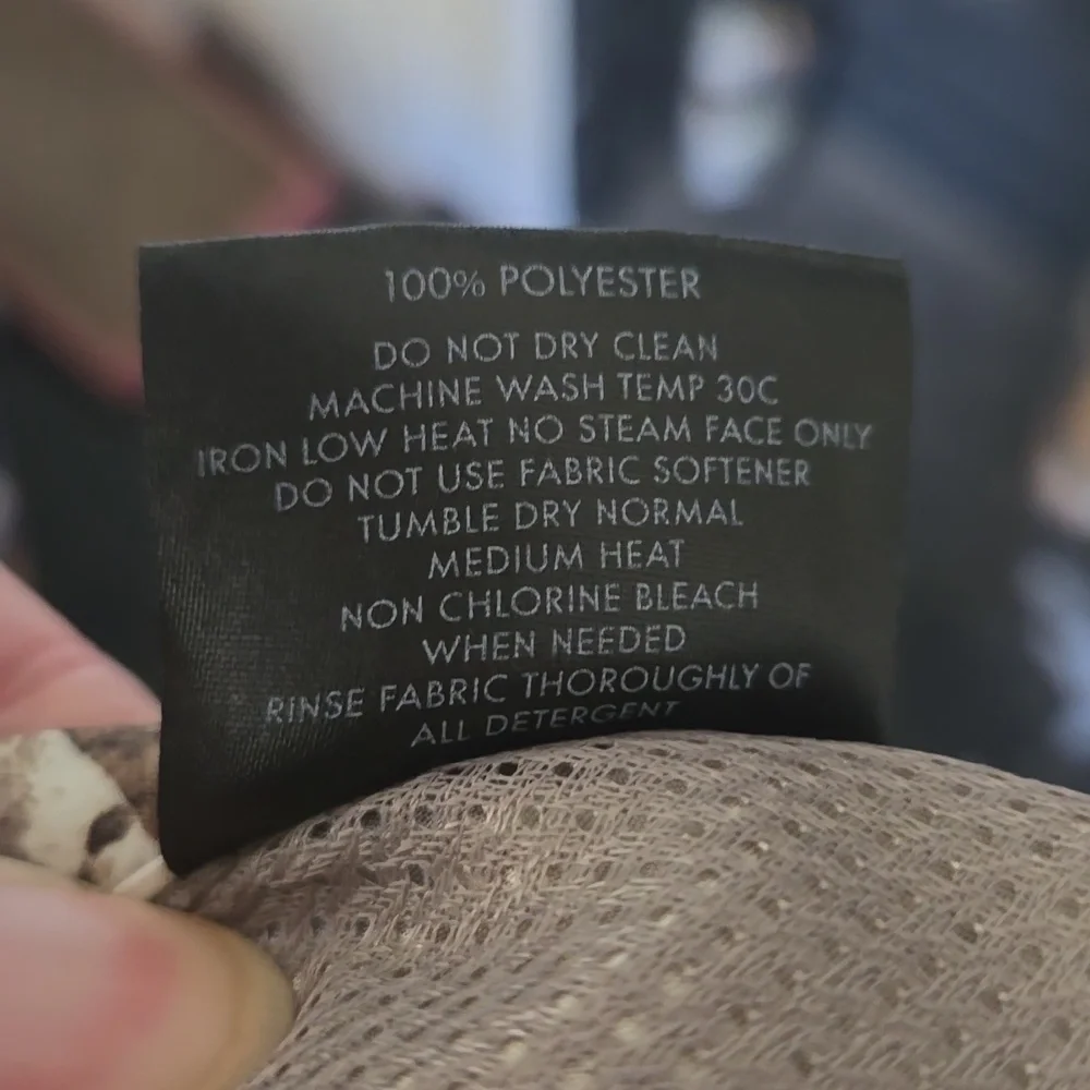 Realtree Fishing camouflage long sleeve shirt - Picture 8 of 10